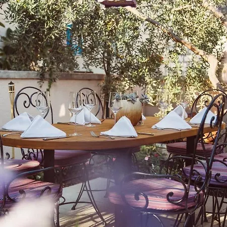 Boutique Old Town House Karkovich Tatil Evi Hvar Town