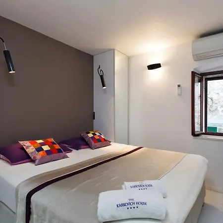 Boutique Old Town House Karkovich Holiday home *